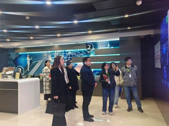 clip_image004.jpg clip_image004.jpg